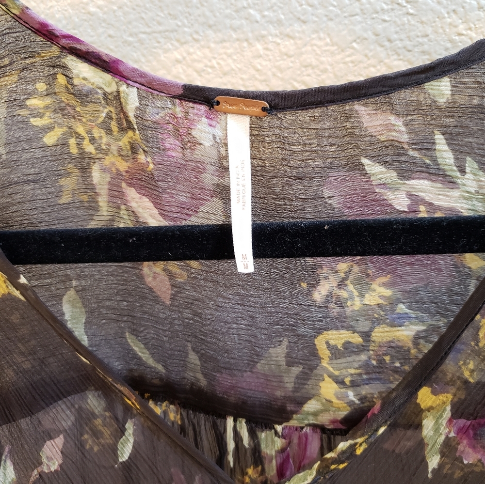 Free People Chiffon Top - Picture 2 of 2
